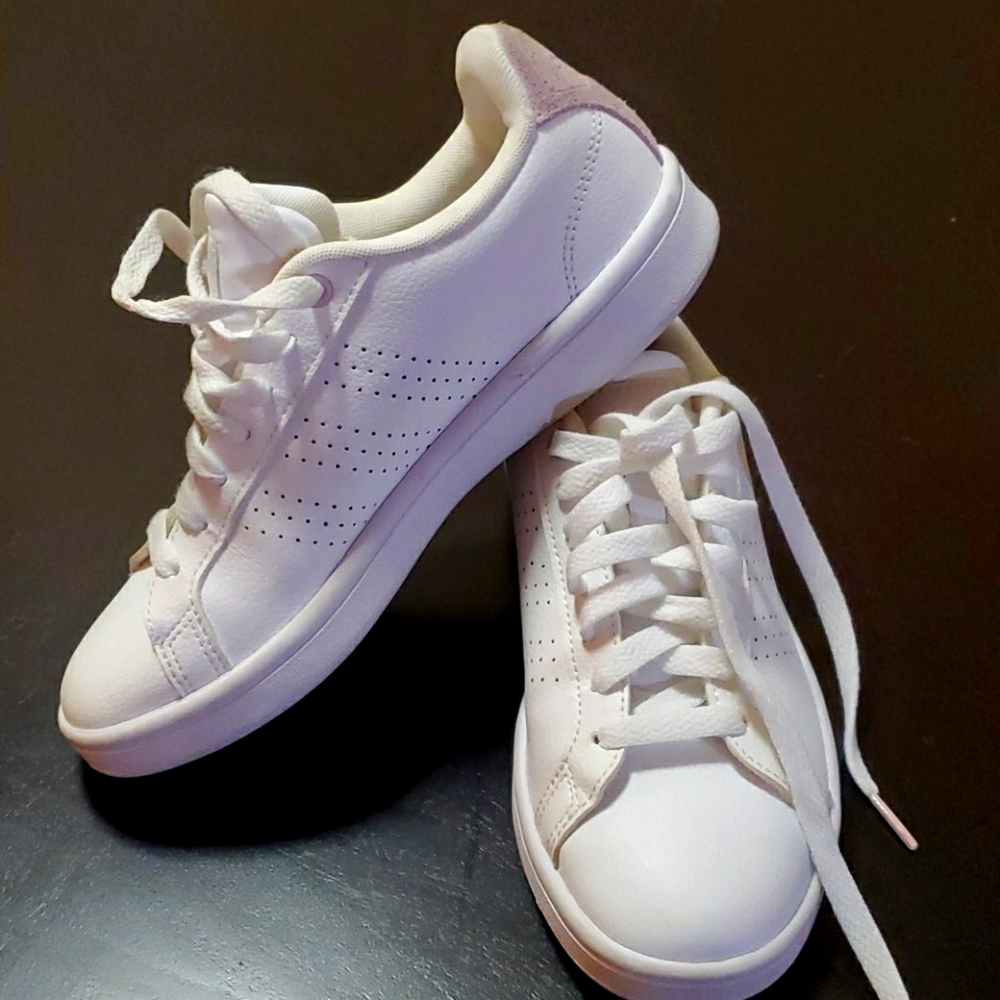 Adidas Sneakers